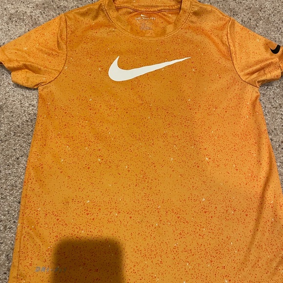 Nike Boys Shirts and Zippy Jacket - Picture 3 of 5